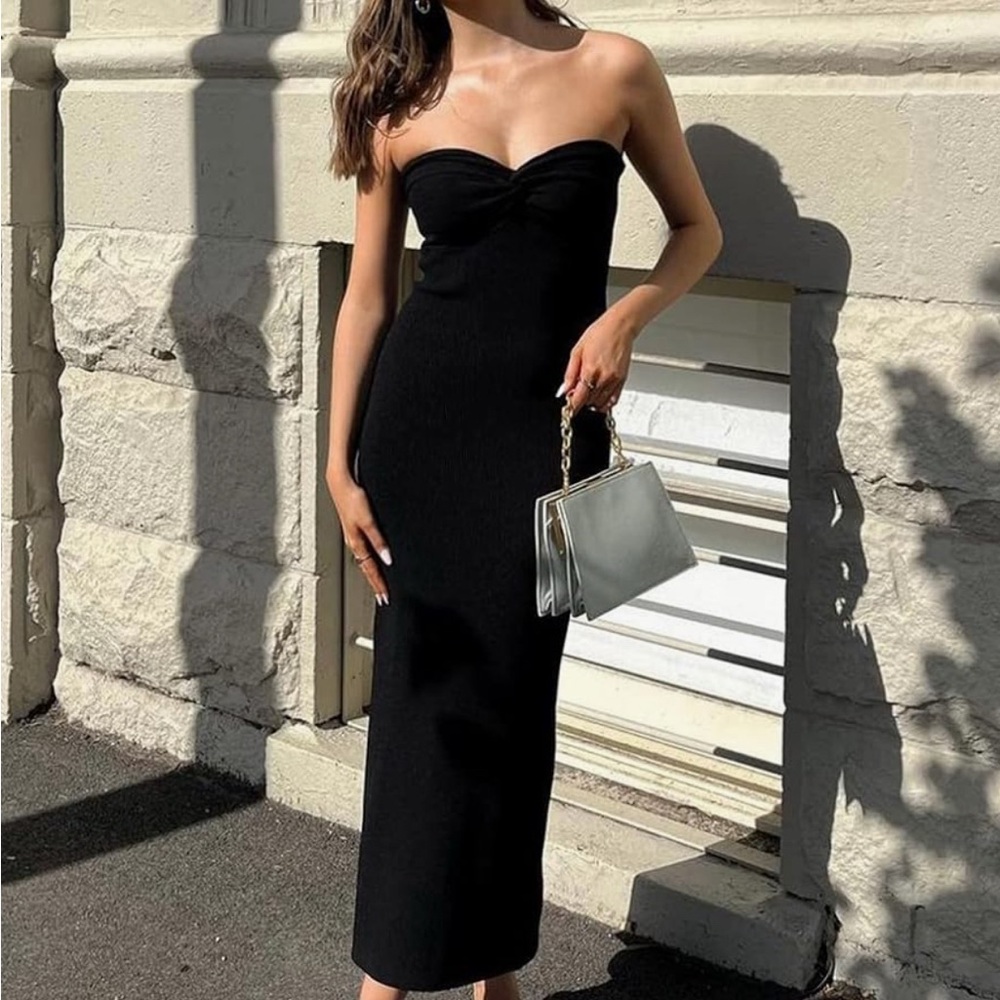 Elegant Black Strapless Dress
